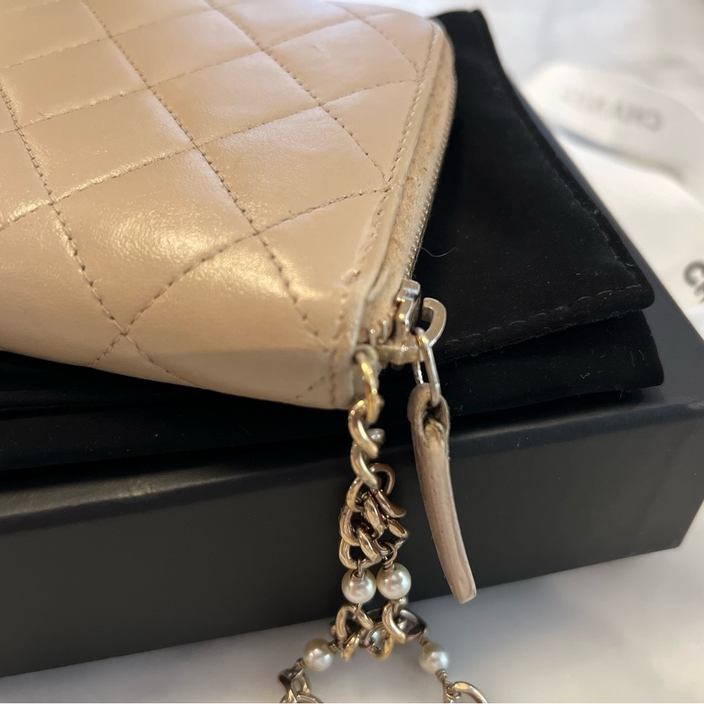 CHANEL Matelasse Quilted Long Zip Around Wallet Wristlet - Picture 5 of 15